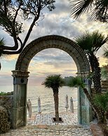 Aeneas' Landing Resort