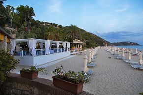 Aeneas' Landing Resort