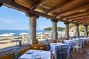 Aeneas' Landing Resort