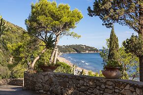 Aeneas' Landing Resort