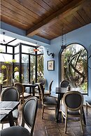 Aeneas' Landing Resort