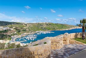 Harbour Views Gozitan Villa + Shared Pool
