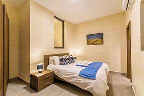 Ta'Siku Gozitan villa + Pool & hot tub