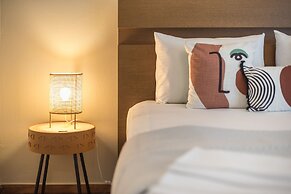 Supreme Suite with balcony by Cloudkeys