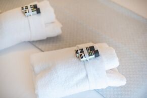 Supreme Suite with balcony by Cloudkeys