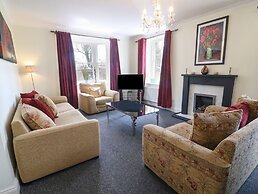 South Lodge