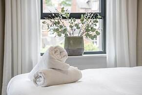 The Quadrant The Carillon Suite