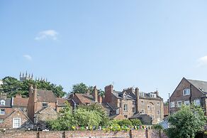 The Quadrant The Carillon Suite