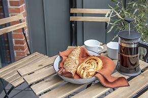 The Quadrant The Carillon Suite