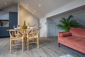 The Quadrant The Carillon Suite