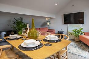 The Quadrant The Carillon Suite