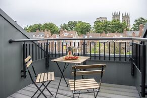 The Quadrant The Carillon Suite