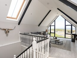 The Avilion Boathouse