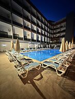 Side Golden Rock Hotel 16+ Adults Only