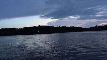 Muskoka Lake Cottages