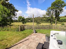 Glan Yr Afon
