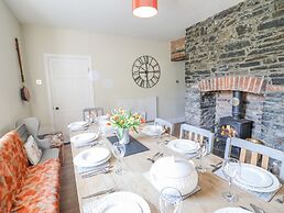 Glan Yr Afon