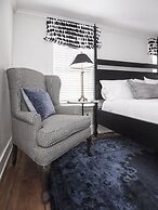 James Pharmacy Bed & Breakfast