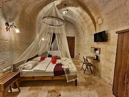 Lavinia Cappadocia