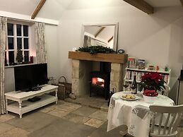 Courtyard Cottage - Adults Only