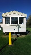 River Views Dog Friendly Caravan 3 Bedrooms