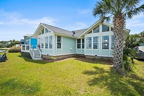 3 Bedroom House With Ocean and Fairway Views
