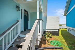 3 Bedroom House With Ocean and Fairway Views