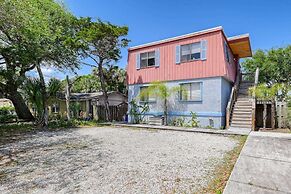 Endless Summer on B Street - Unit B