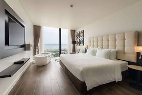 Hotel Soleil Ha Long, Trademark Collection by Wyndham