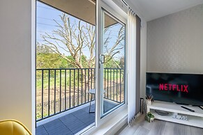 Ash View Place 4 -heathrow - Thorpe Park - Free Parking