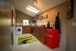 Charming 2-bed House in West Cork Cupid's Cottage
