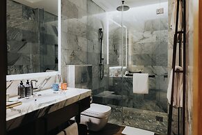 25hours Hotel Jakarta The Oddbird