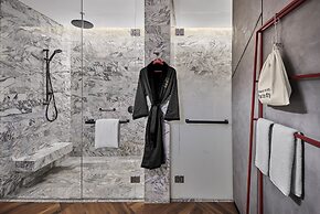 25hours Hotel Jakarta The Oddbird