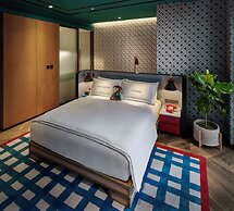 25hours Hotel Jakarta The Oddbird