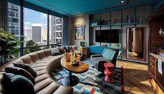 25hours Hotel Jakarta The Oddbird