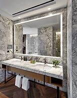 25hours Hotel Jakarta The Oddbird