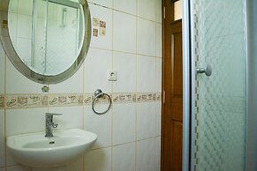 Kemer Monnaroza Villa