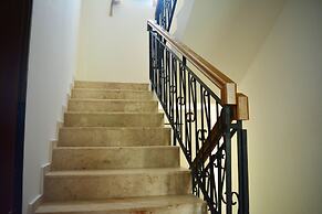 Kemer Monnaroza Villa