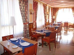 Hospedium Hotel Blu Sondika