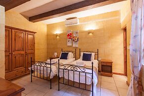 Gozitan Farmhouse with Pool - PP 1