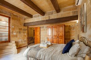 Gozitan Farmhouse with Pool - PP 1