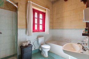 Gozitan Farmhouse Pool & Jacuzzi - PP 2