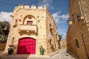 Gozitan Farmhouse Pool & Jacuzzi - PP 2