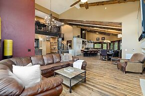 The Timber Lodge 957 7 Bedroom Home by RedAwning