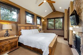 The Timber Lodge 957 7 Bedroom Home by RedAwning