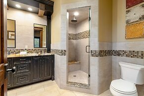 The Timber Lodge 957 7 Bedroom Home by RedAwning