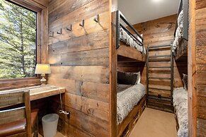 The Timber Lodge 957 7 Bedroom Home by RedAwning