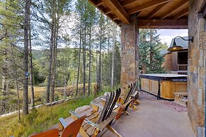 The Timber Lodge 957 7 Bedroom Home by RedAwning