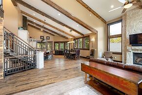 The Timber Lodge 957 7 Bedroom Home by RedAwning