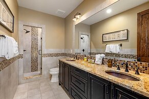 The Timber Lodge 957 7 Bedroom Home by RedAwning